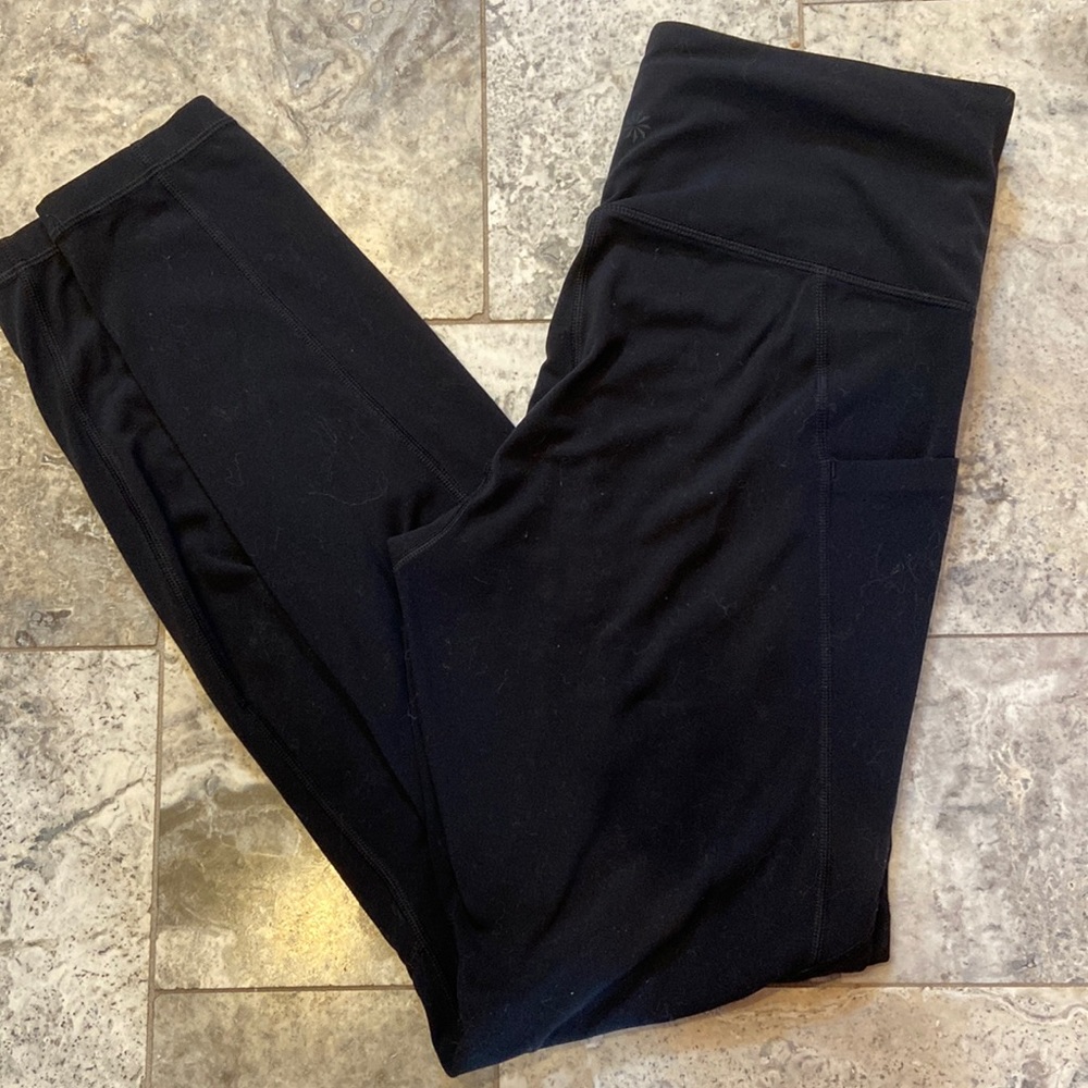 Athleta stash pocket salutation tight